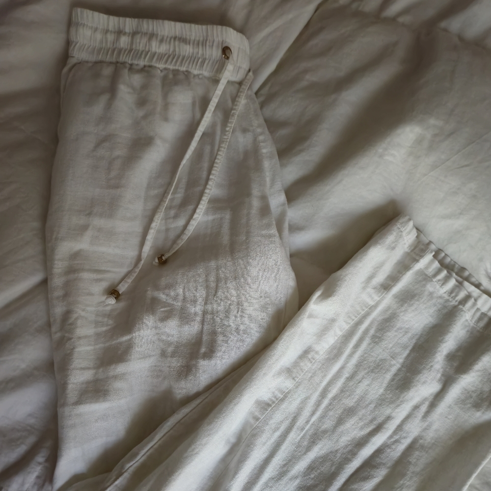 Small Guess white linen pants